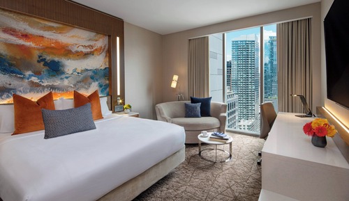 Room, 1 King Bed (Hearing Accessible)