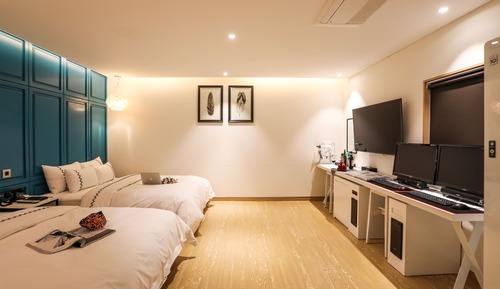 Family Party Suite