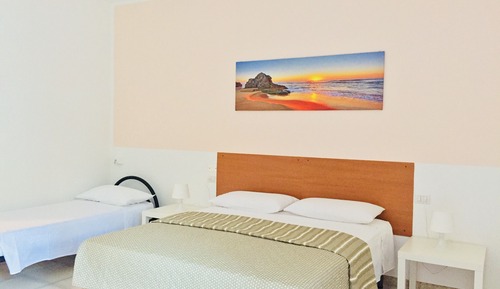 Classic Triple Room, Multiple Beds, Non Smoking, Garden View