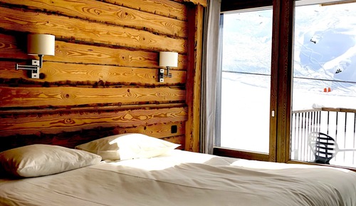 Double or Twin Room, Mountain View