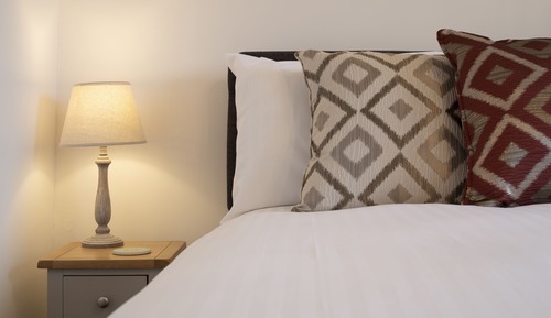 Design Apartment, 1 King Bed, Non Smoking, Mountain View