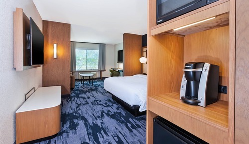 Suite, 1 King Bed, Non Smoking