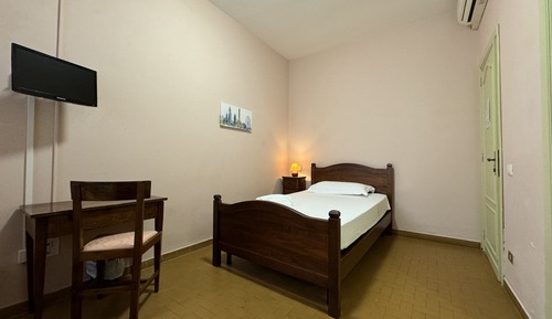 Comfort Single Room
