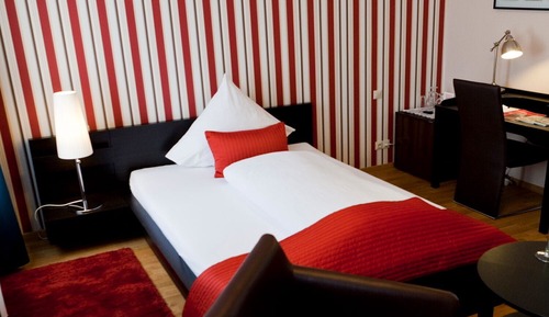 Superior Single Room, Private Bathroom, City View