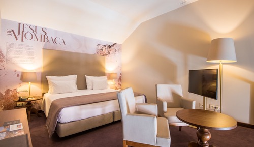 Junior Suite (Mezzanine, 3 Adults)
