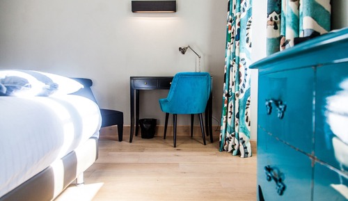 Double Room (Syrah)