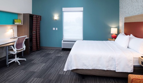 Studio, 1 King Bed, Accessible, Bathtub