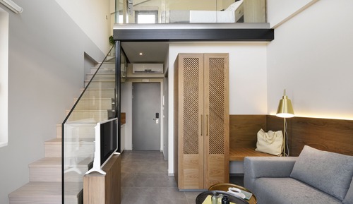 Premier Loft