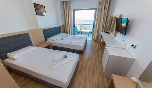 Triple Room, Balcony, Sea View