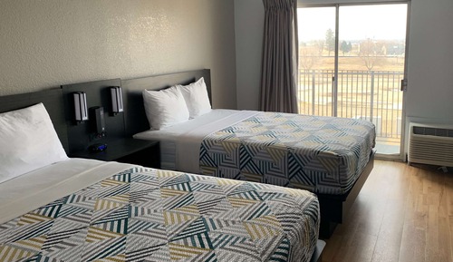 Deluxe Room, 2 Double Beds, Non Smoking, Kitchenette