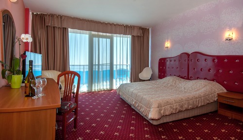 Double or Twin Room, Balcony, Partial Sea View