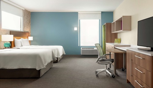 Studio, 2 Queen Beds, Accessible, Bathtub