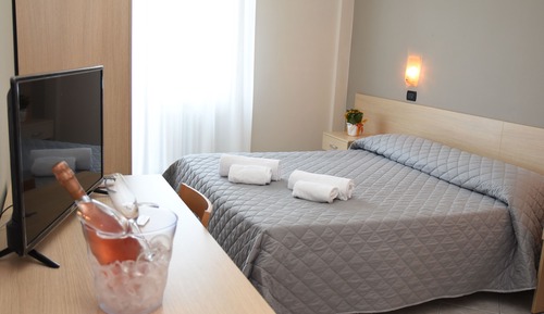 Double or Twin Room, Sea View