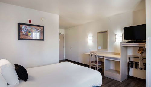 Room, 1 Queen Bed, Accessible