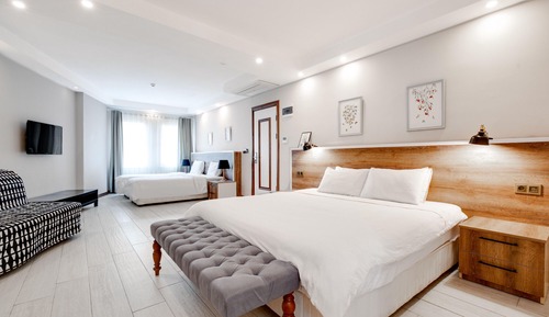 Standard Quadruple Room, Multiple Beds, Non Smoking