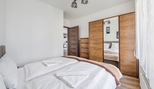 Apartment (2)