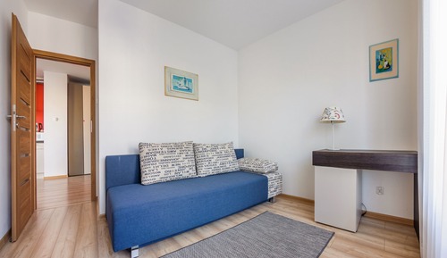 Apartment (A 304)