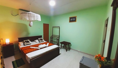 Deluxe Double Room with Balcony