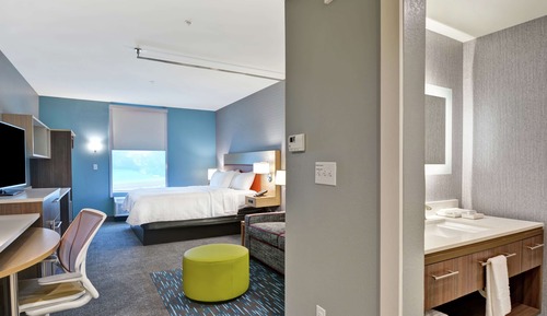 Studio, 1 King Bed, Accessible (Hearing)