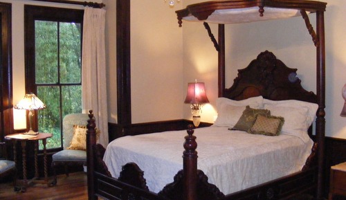 Deluxe Room, 1 Queen Bed, Garden View (Mimosa)