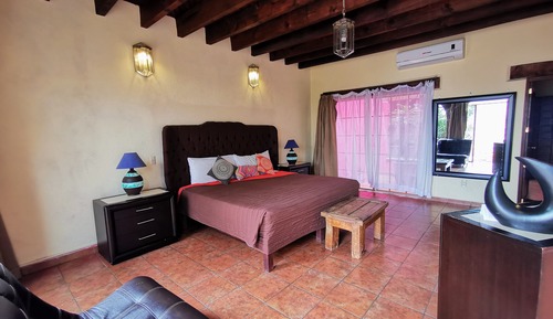Junior Suite, 1 King Bed, Terrace, City View (Delafee)