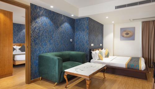Family Room, Multiple Beds, Non Smoking, City View