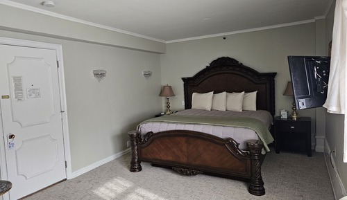 Deluxe Double Room 331
