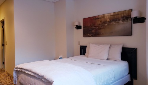Deluxe Double Room 203