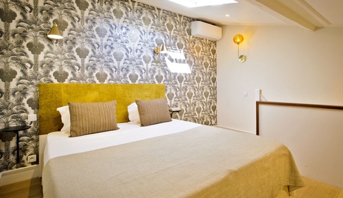 Classic Room, City View
