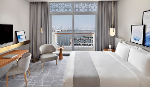Premier Suite Corner Marina View - Free Shuttle to Dubai Mall & La Mer Beach