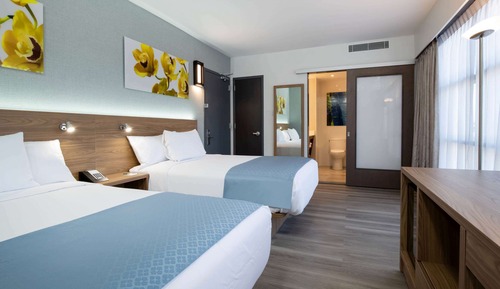 Room, 2 Double Beds, Accessible, Non Smoking (Mobility, Hearing, Roll-In Shower)
