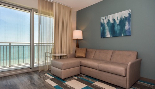 Studio Suite, Multiple Beds, Non Smoking, Balcony (Oceanfront)