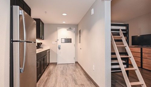 Suite, 1 Bedroom, Non Smoking, Balcony