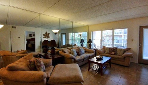 Condo, 2 Bedrooms
