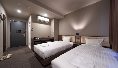 Single Use - Twin Room, Non Smoking (No Housekeeping)