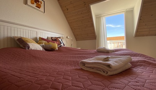 Family Room, 2 Bedrooms, Refrigerator