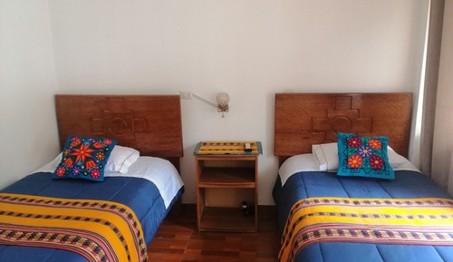 Room, 2 Twin Beds, Courtyard View