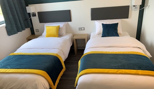 Standard Twin Room