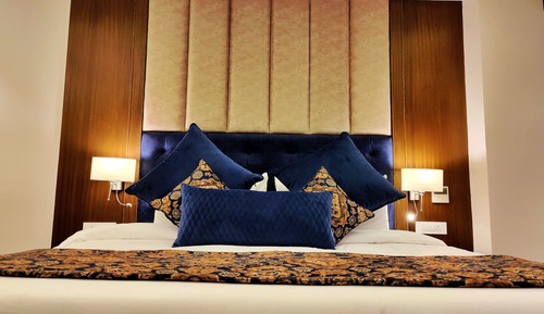 Executive Studio Suite
