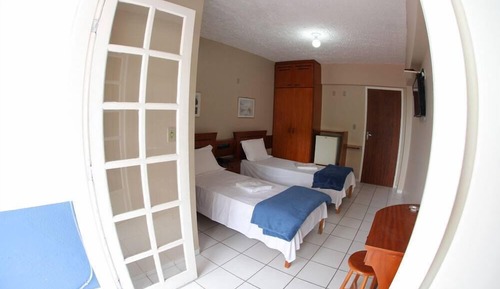 Twin Room, 2 Twin Beds