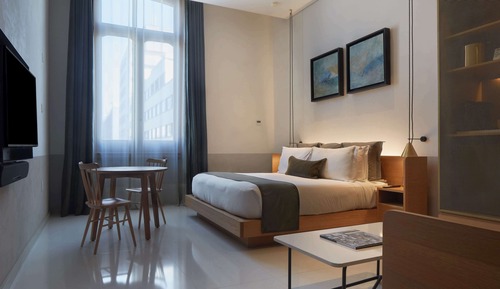 Premium Suite, 1 King Bed