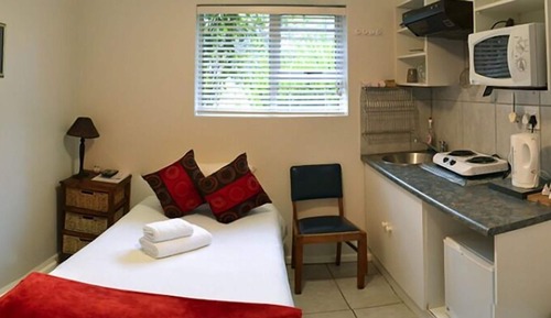 Room (The Sunbird)