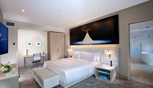MASTERPIECE SUITE