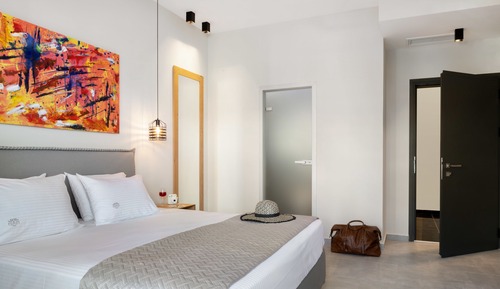 Premium Room, Pool View