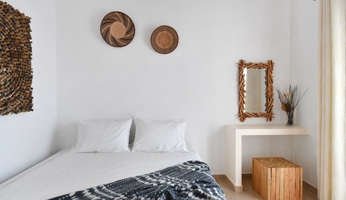 Comfort Apartment, 1 Queen Bed, Annex Building