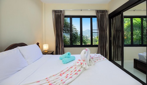 Deluxe Apartment, Kitchen, Mountain View