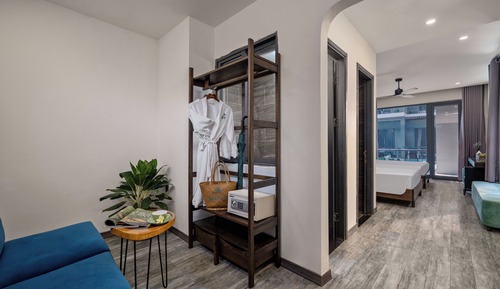 Deluxe Twin Room with Poolview