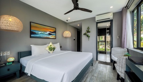 Deluxe Double Room with Seaview
