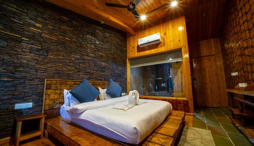 Superior Room, 1 King Bed
