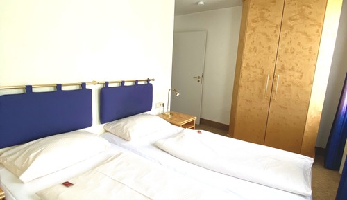 Apartment (06)